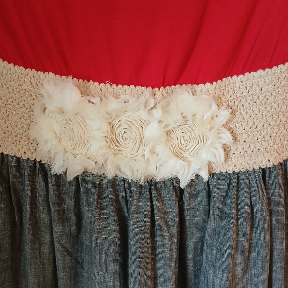 Marquis Junior's Mixed Media Chambray Knit Dress With Floral Applique Size M - Picture 10 of 11